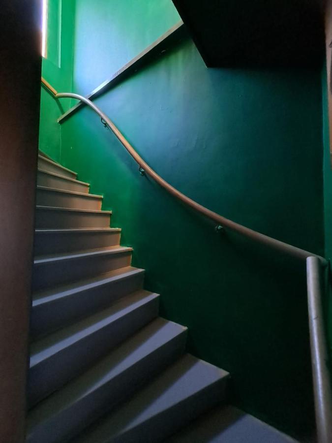 Апартаменты The Green Retromodern Duplex Антверпен Экстерьер фото